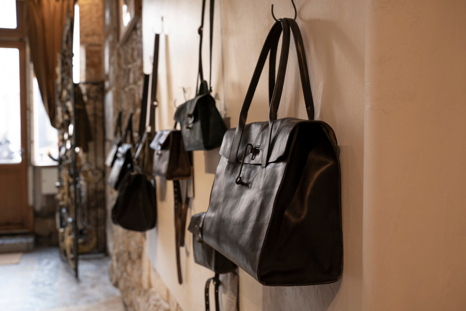 LUC08252_2000px_1600x.jpg?v=