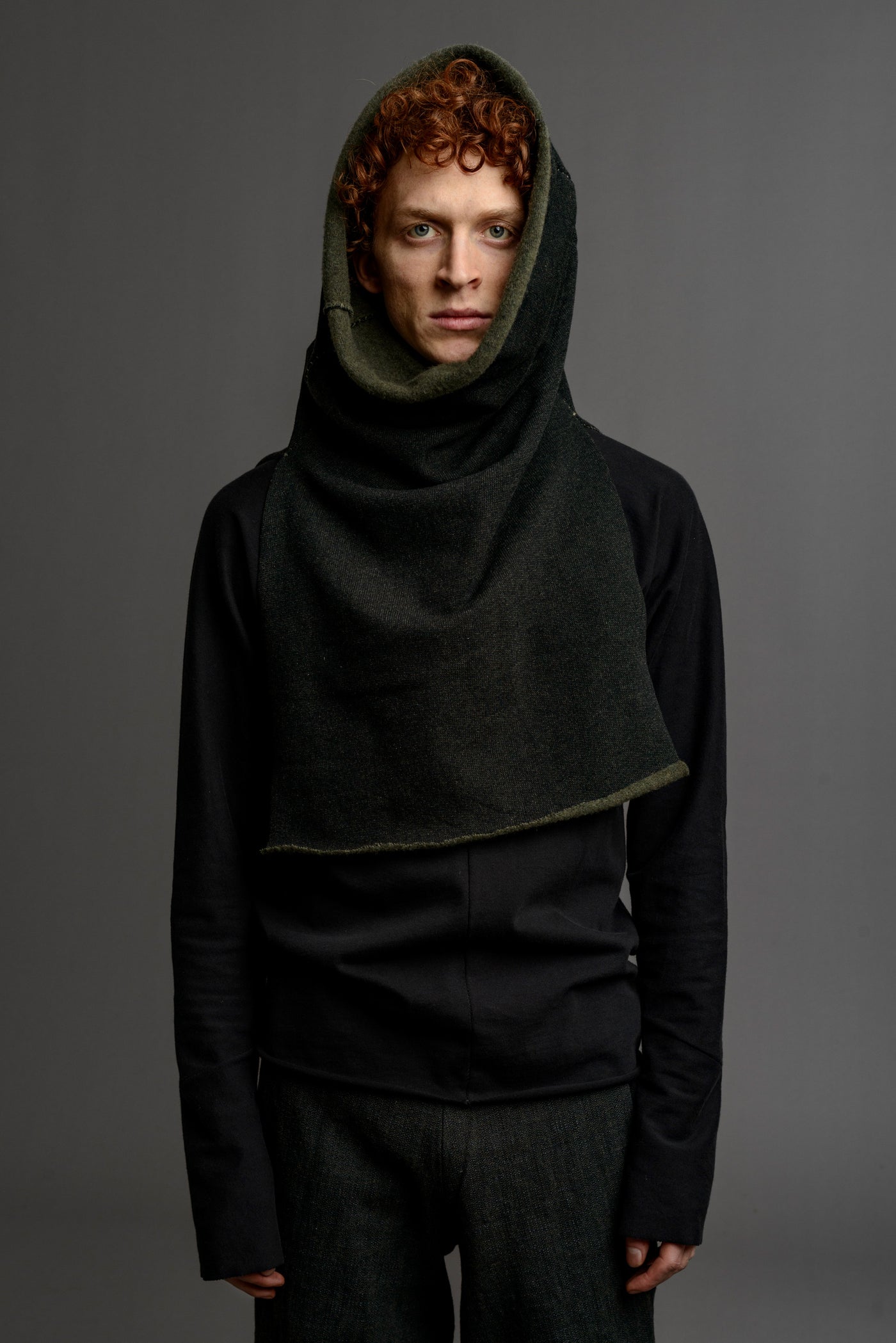 HOODED SCARF