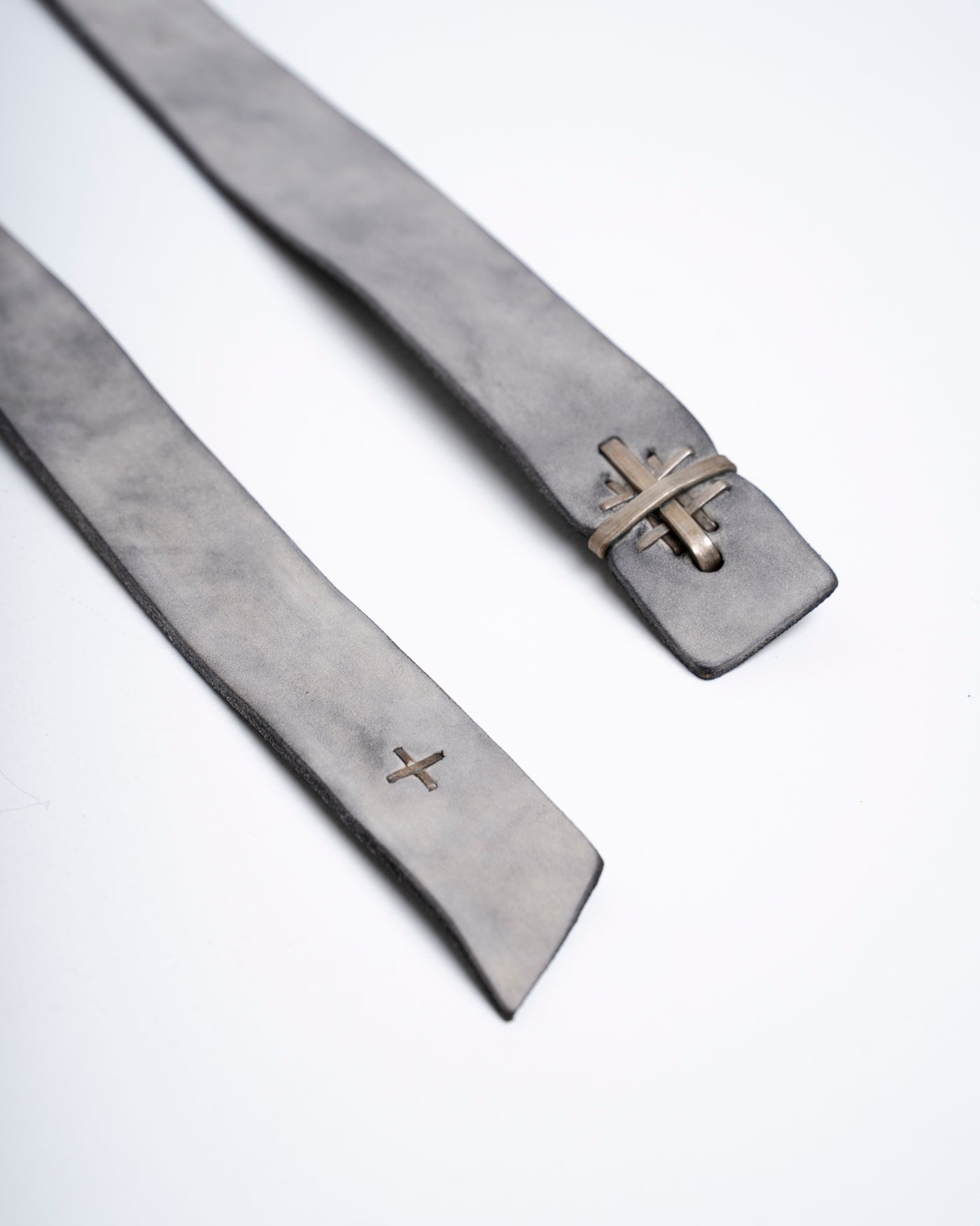 DOUBLE CROSS CARBON BELT