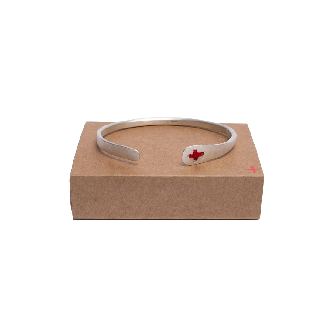 STITCHED SILVER BRACELET – Lucentement
